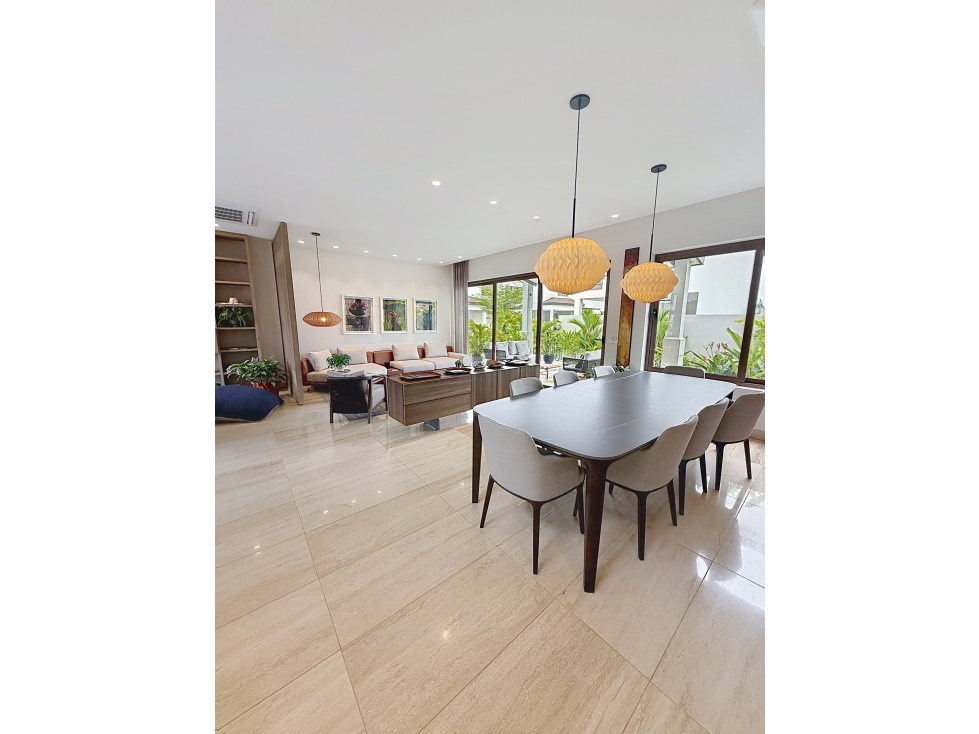 Casa con vista al lago en venta en The Woods, Santa María — foto 2