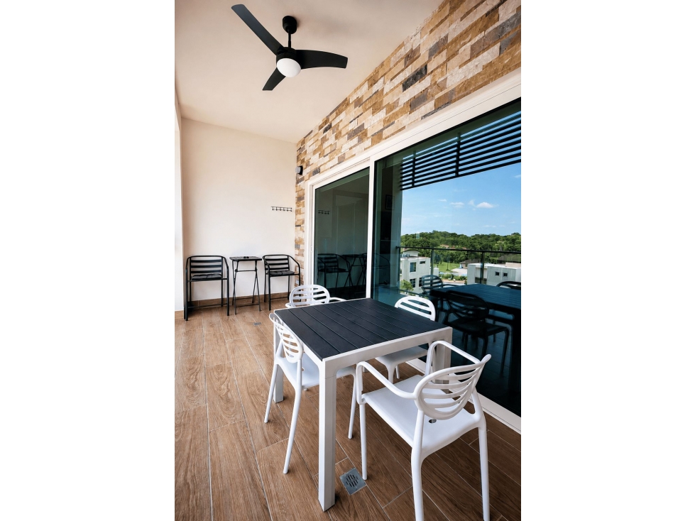 Espacioso apartamento en venta en Playa Escondida — foto 3