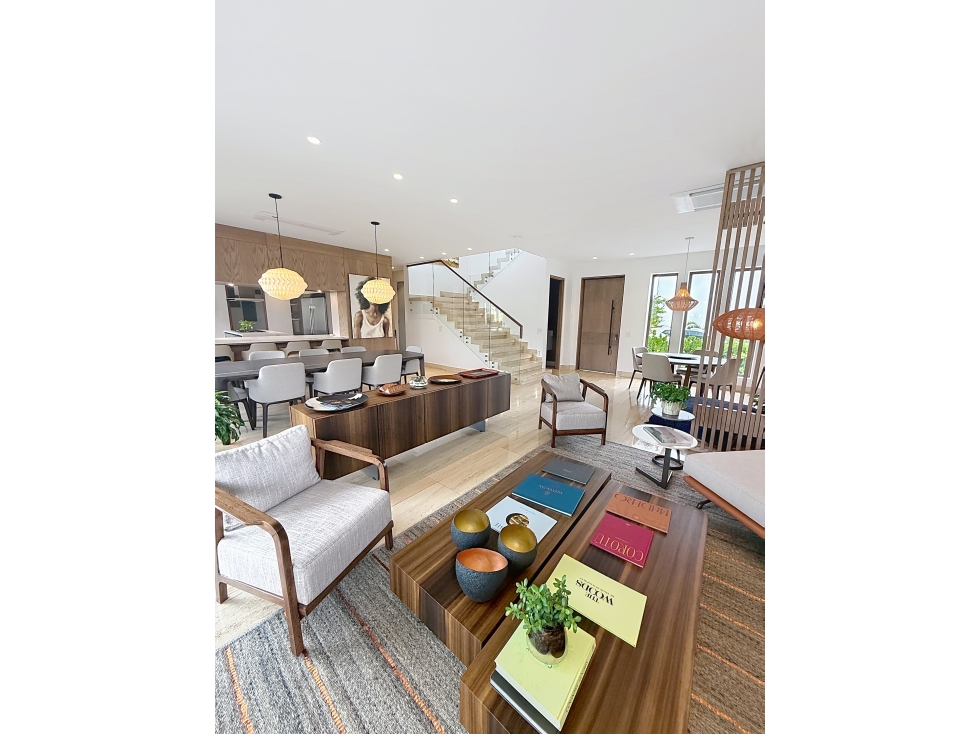 Casa con vista al lago en venta en The Woods, Santa María — foto 4