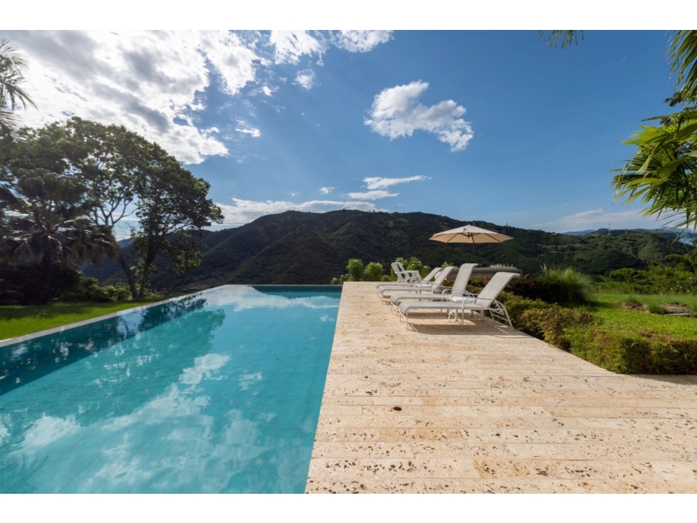 CASA ARRIENDO AMV 04. 4 CUARTOS. AC - 4