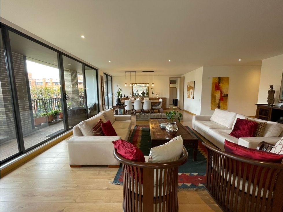 VENDO EXCELENTE APARTAMENTO EN LA CAROLINA. 306 M2 + 10 M2 T — foto 4