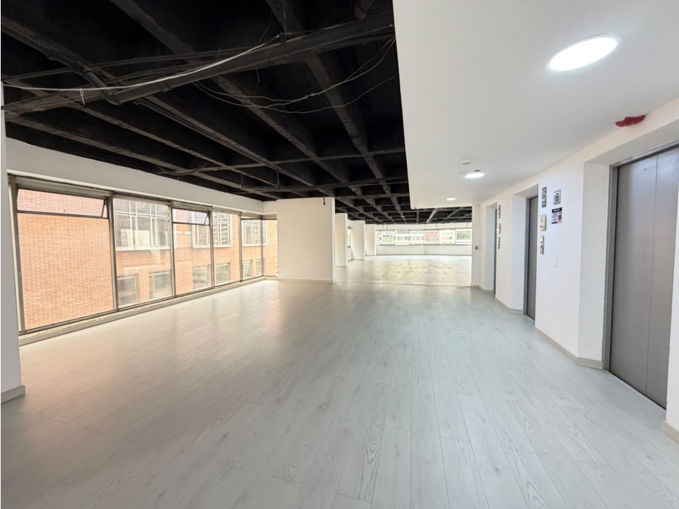 ARRIENDO OFICINA EN EL SECTOR FINANCIERO DE LA CALLE 72 | 367 m² — foto 5