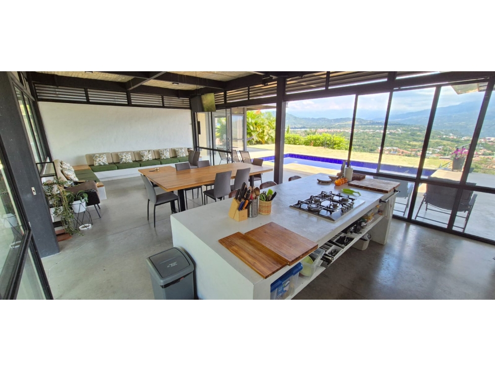 VENDO CASA EN ANAPOIMA CON EXCELENTE VISTA. 390 M2. 1.329 M2 - 3