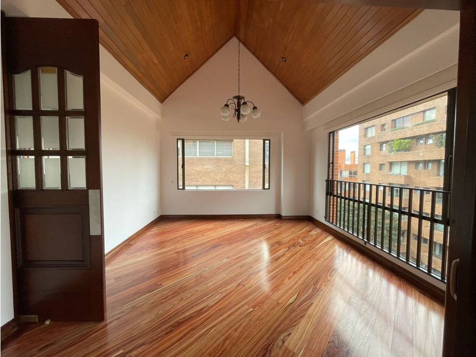 ARRIENDO MAGNÍFICO APARTAMENTO EN MUSEO DEL CHICO. 330 M2 + 80 m2 T — foto 4