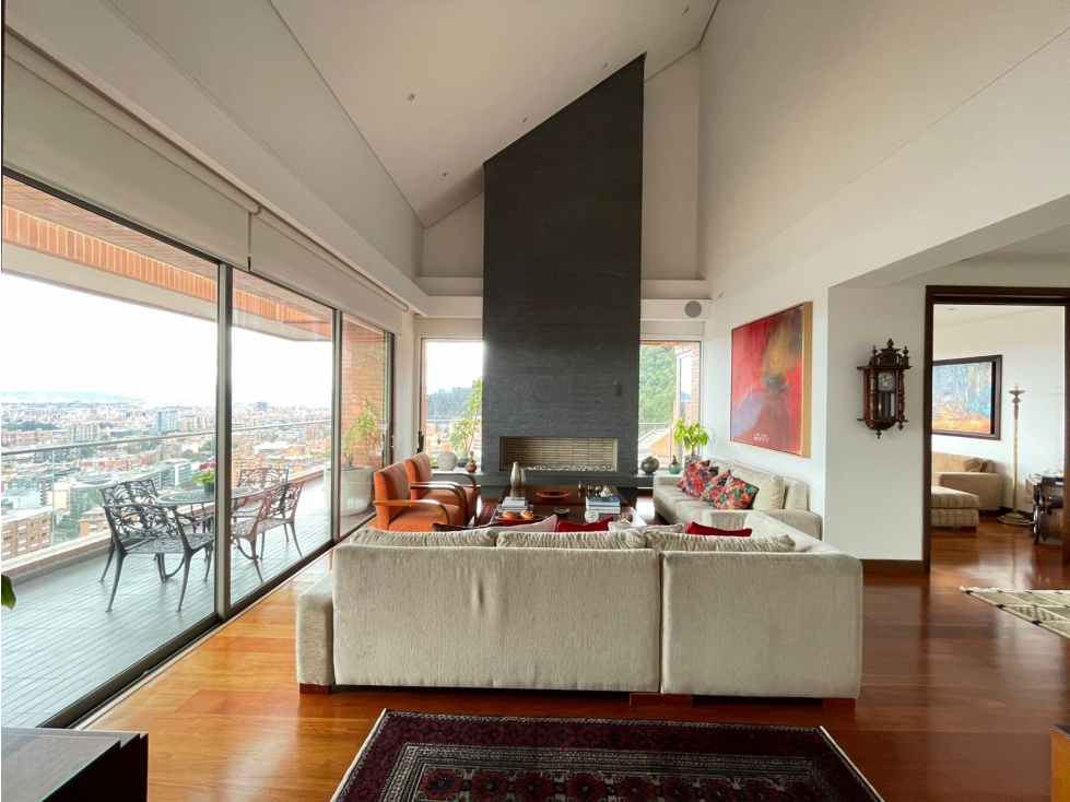 VENDO ARRIENDO PH EN CERROS DE LOS ALPES. 500 M2 + 40 M2 T.