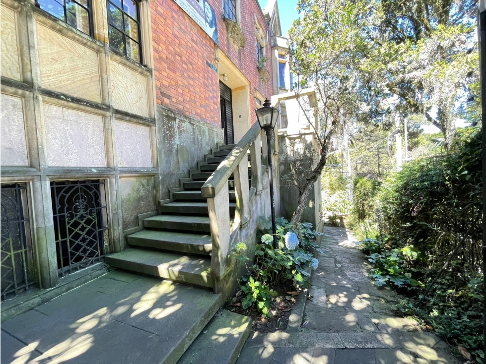 SE VENDE CASA EN LA MERCED 756M2 JARDÍN 200m2 — foto 3
