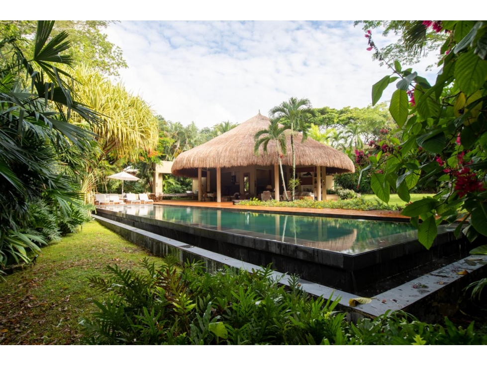ARRIENDO CASA AMY 06. 5 CUARTOS - 1