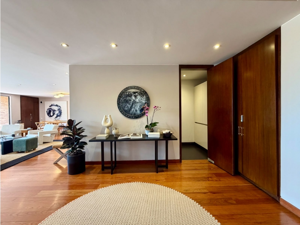 VENDO / ARRIENDO APTO EN CHICÓ SEMINARIO. 417 M2 + 116 M2 T` — foto 3