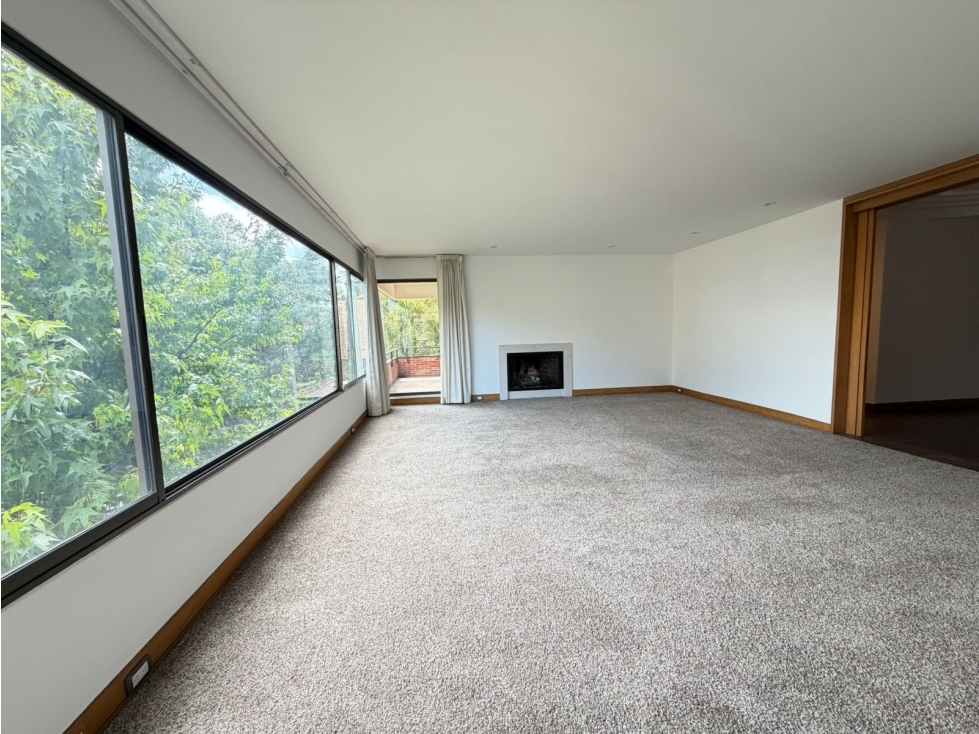 ARRIENDO APARTAMENTO EN ROSALES BAJO. 365 M2