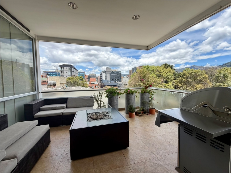 VENDO ESPECTACULAR APTO EN EL VIRREY. 300 M2 + TERRAZA.