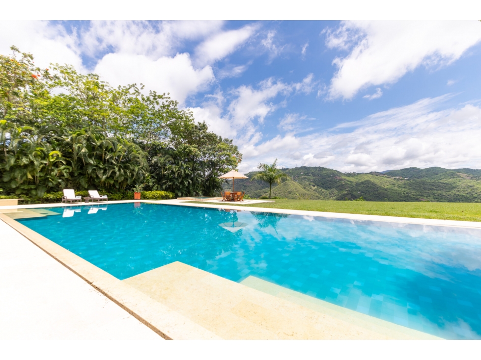 ARRIENDO CASA AMZ 06. 4 CUARTOS. - 2