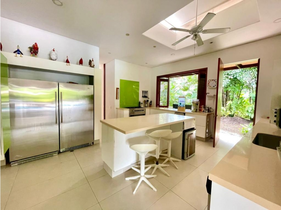 CASA ARRIENDO AMY 07. 7 CUARTOS - 5
