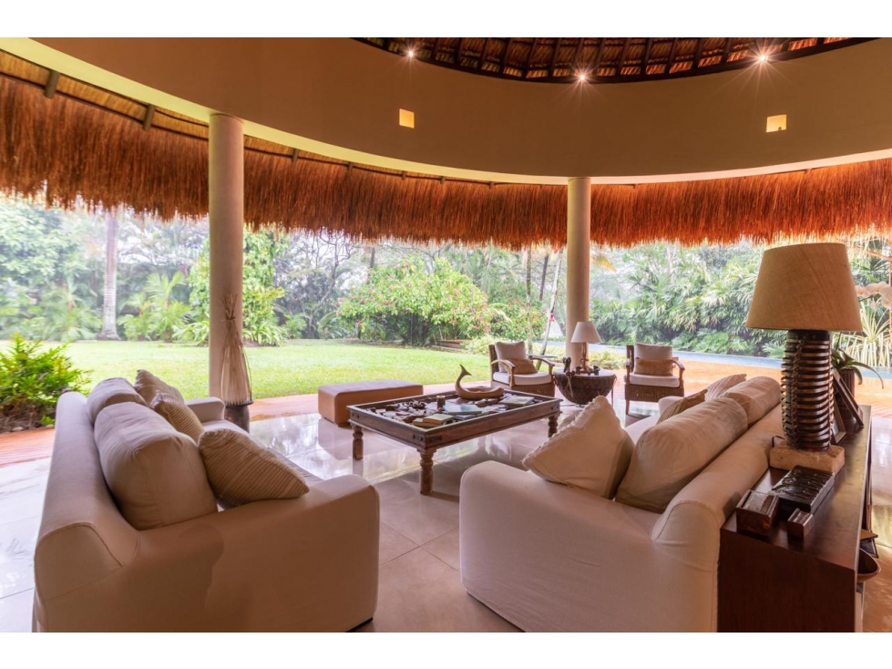 ARRIENDO CASA AMY 06. 5 CUARTOS - 3