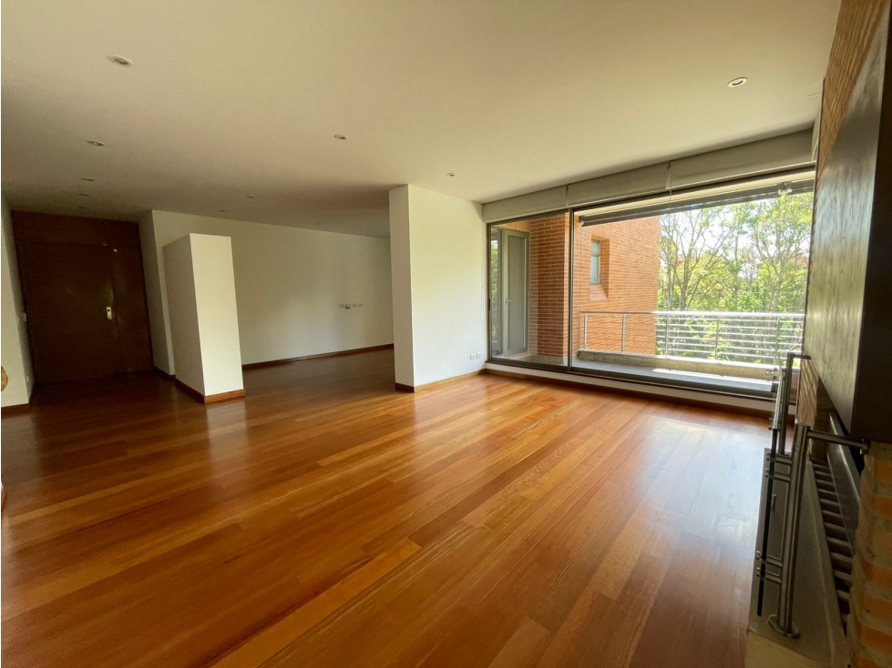 ARRIENDO APTO FRENTE AL PARQUE DEL VIRREY. 226 + 20 M2 — foto 3