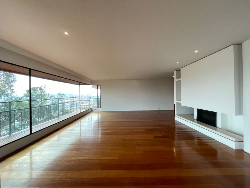 ARRIENDO EXCLUSIVO APARTAMENTO EN USAQUÉN. 277 M2 — foto 2