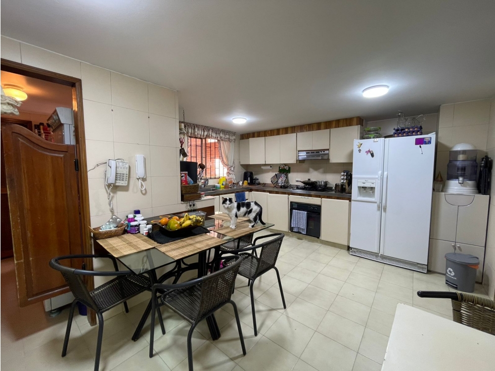 SE VENDE APARTAMENTO EN SAN PATRICIO 185m2 — foto 3