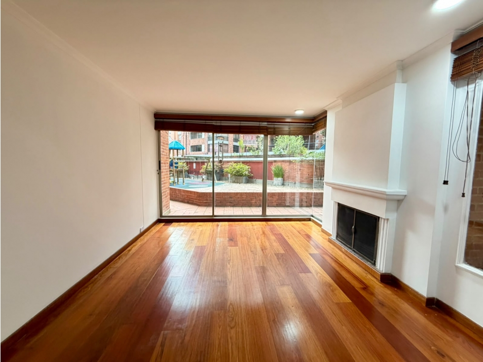 VENDO ACOGEDOR APARTAMENTO EN SANTA PAULA 95 M² + TERRAZA