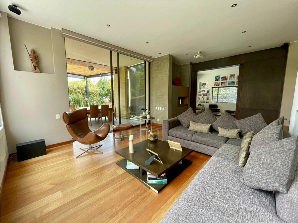 SE VENDE CASA EN APOSENTOS 480m2 TERRAZA - 2