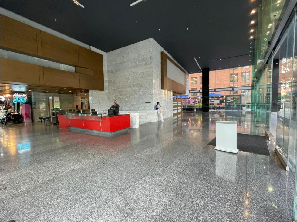 VENDO/ ARRIENDO EXCELENTE OFICINA EN EDIFICIO AAA NOGAL. 338 M2 — foto 3