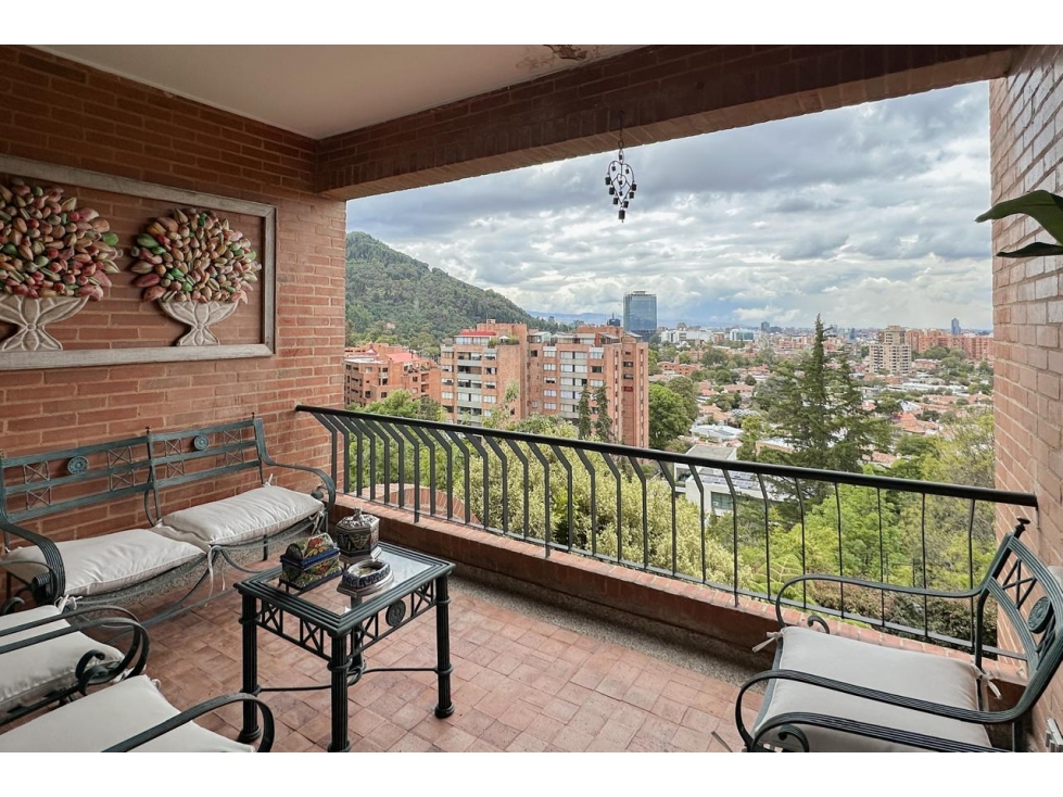 ESPECTACULAR APARTAMENTO EN SANTA BÁRBARA ALTA 404 m2