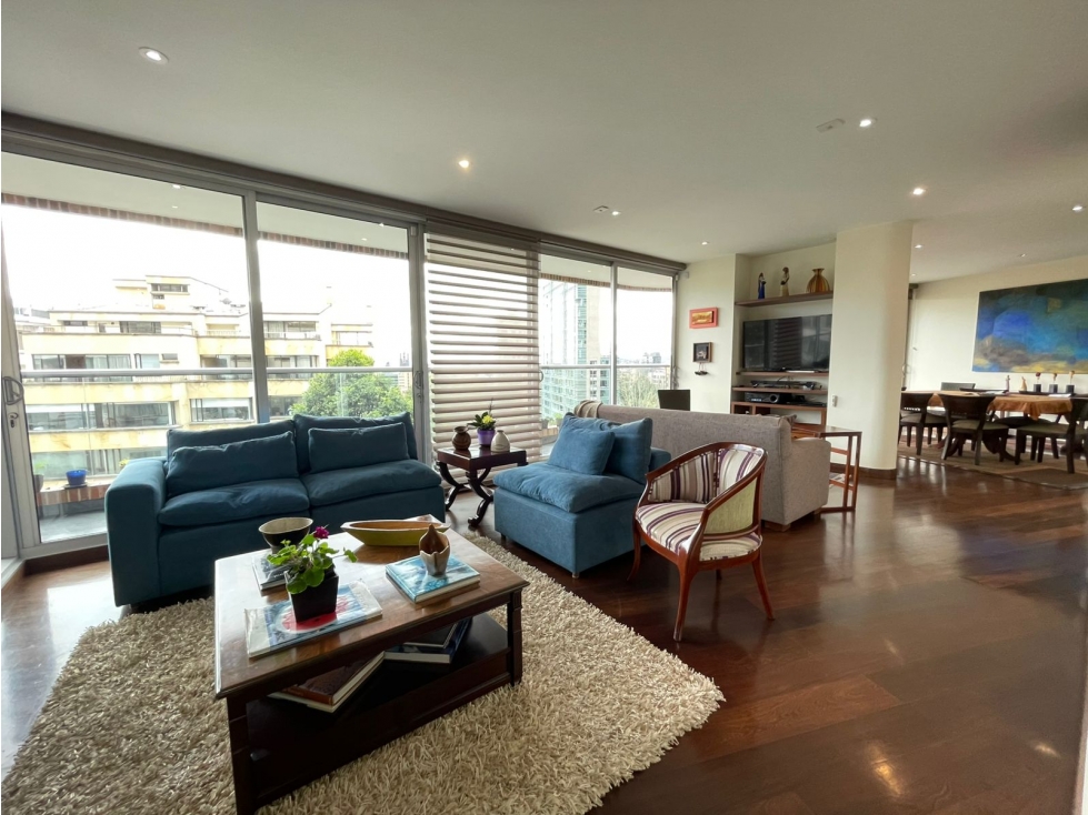 VENDO APARTAMENTO EN CHICO SEMINARIO. 191 M2 + 10 M2 T. — foto 3