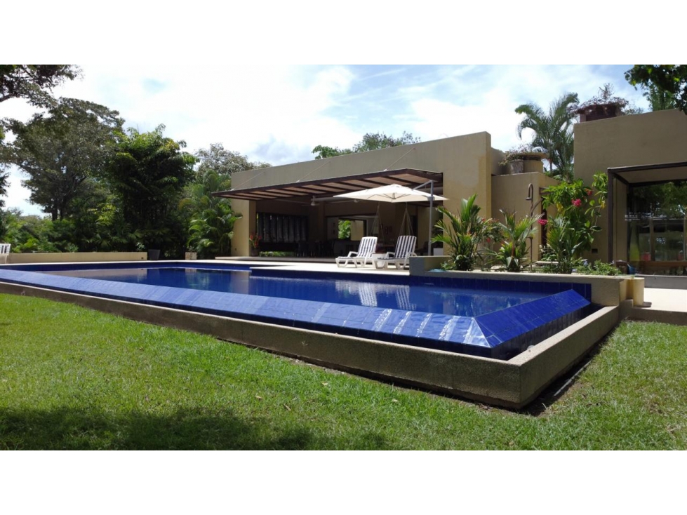 ARRIENDO CASA AMU 04. 4 CUARTOS - 2