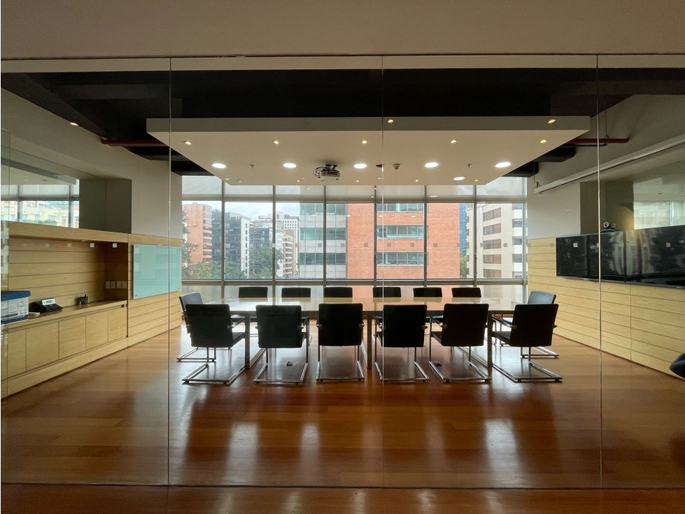 VENDO/ ARRIENDO EXCELENTE OFICINA EN EDIFICIO AAA NOGAL. 338 M2 — foto 6