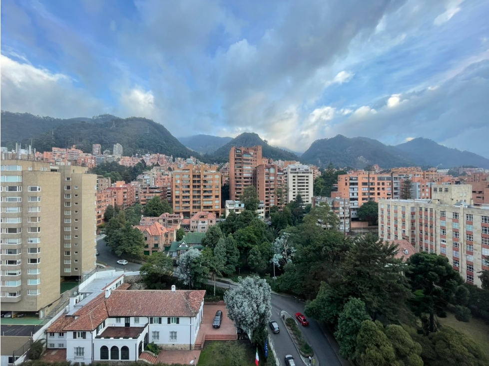 OFREZCO OFICINA EN EXCELENTE EDIFICIO EN EL NOGAL. 723 M2 — foto 3