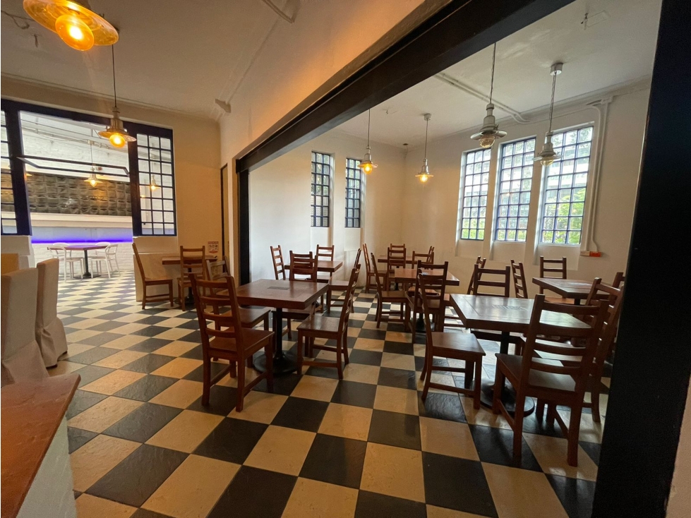 VENDO ARRIENDO CASA AMOBLADA EN ZONA G 780m2 JARDÍN Y TERAZZAS 200m2 — foto 4