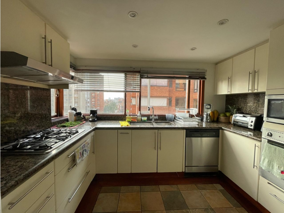 VENDO ARRIENDO AMPLIO APARTAMENTO EN LA CABRERA. 272 M2 — foto 4