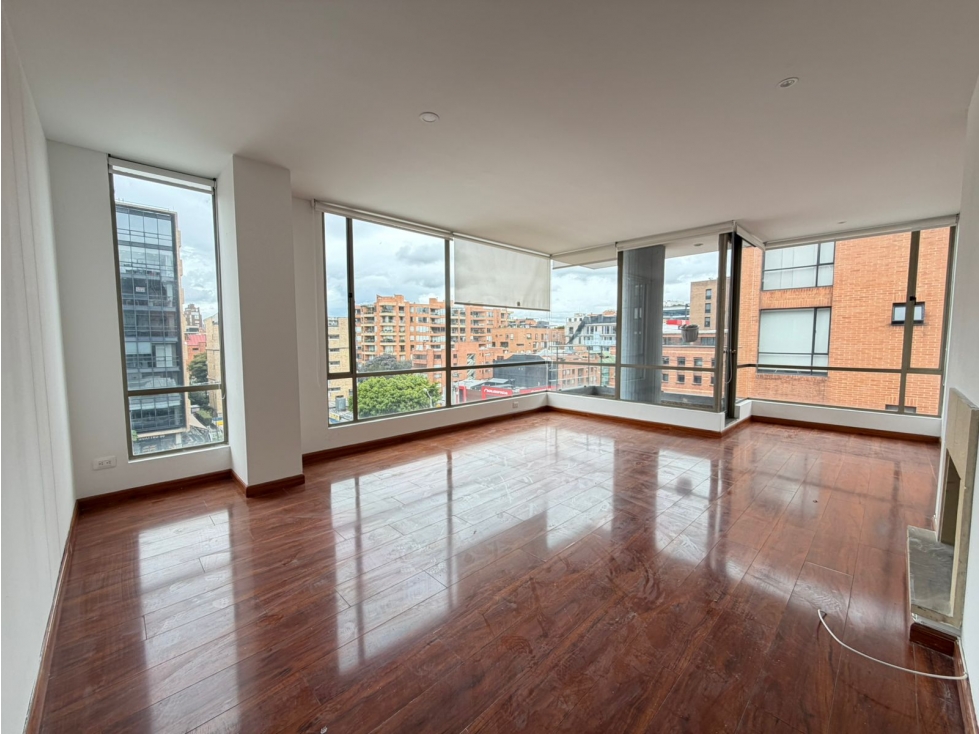VENDO LINDO APARTAMENTO EN EL VIRREY. 103 M2