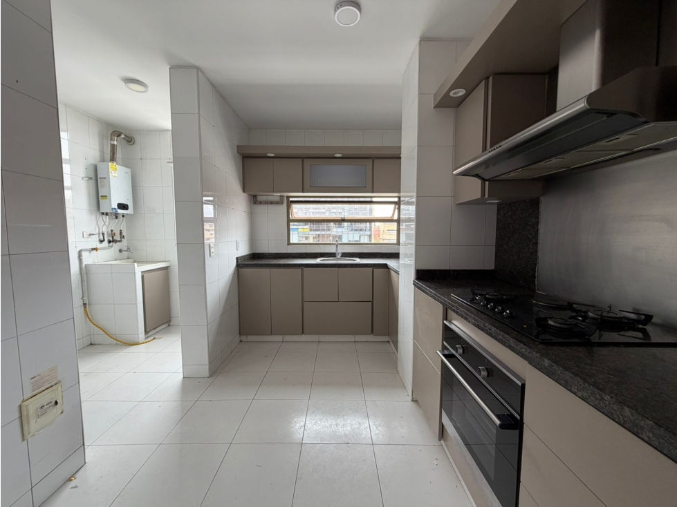 VENDO LINDO APARTAMENTO EN EL VIRREY. 103 M2 — foto 3