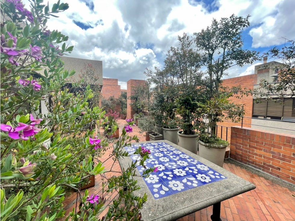 SE VENDE PENTHOUSE DÚPLEX EN EL CHICO 300m2 TERRAZA 100m2