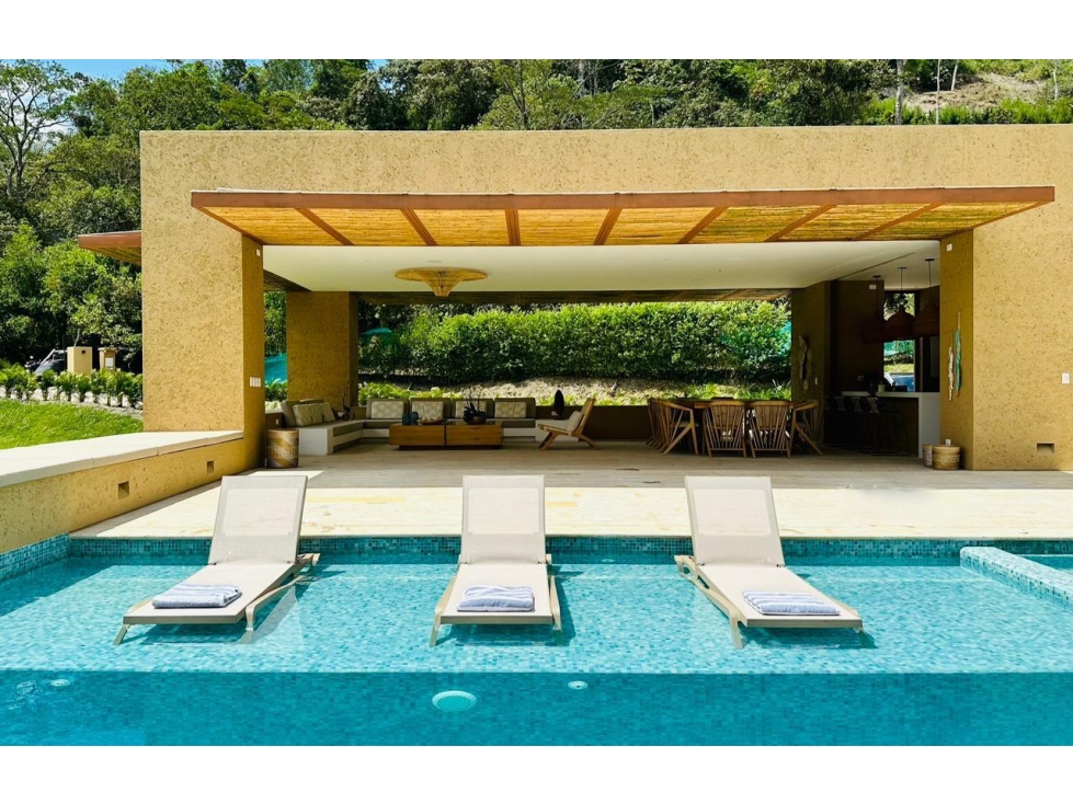 ARRIENDO - VENDO CASA EN VILLETA. 3 CUARTOS. 10 PAX. - 1