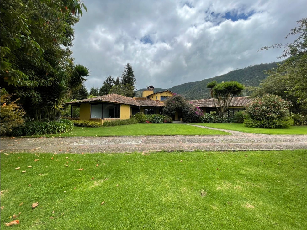 VENDO HERMOSA FINCA EN TENJO. 360 M2. 18.400 M2.