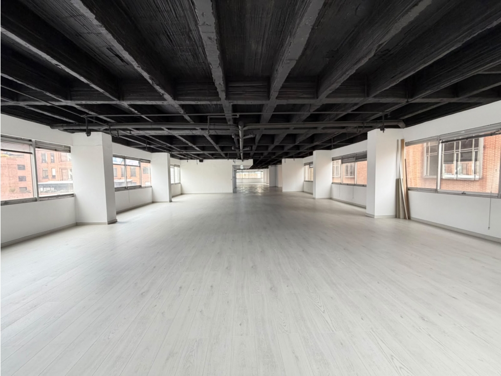 ARRIENDO OFICINA EN EL SECTOR FINANCIERO DE LA CALLE 72 | 367 m² — foto 4
