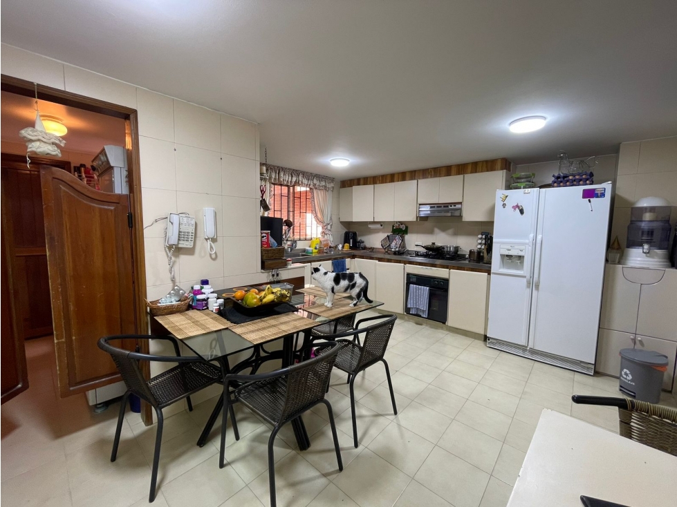 SE VENDE APARTAMENTO EN SAN PATRICIO 185m2 — foto 4