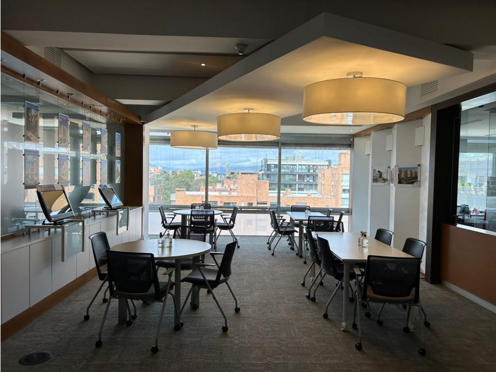 SE VENDE OFICINA EN EL VIRREY 848m2
