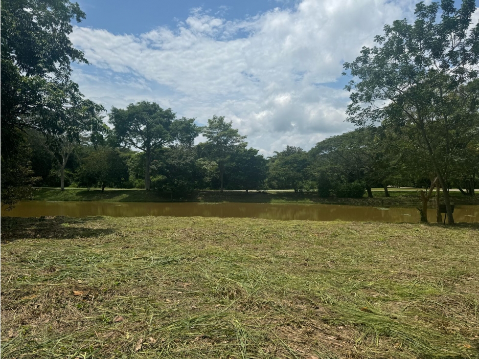 VENDO LOTE EN MESA DE YEGUAS . 2900 M2 - 2