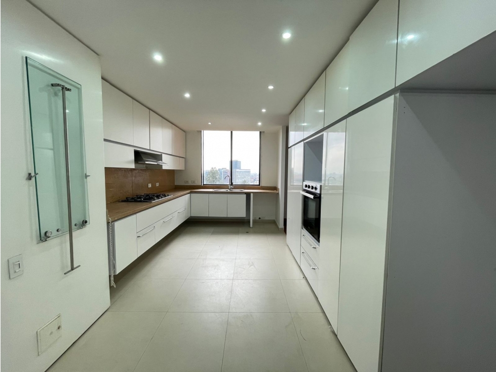 ARRIENDO EXCLUSIVO APARTAMENTO EN USAQUÉN. 277 M2 — foto 6
