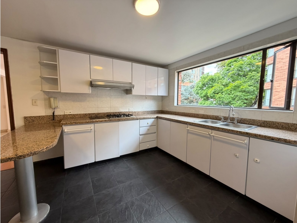 ARRIENDO ESPECTACULAR APARTAMENTO EN LA CABRERA 183 m² — foto 6