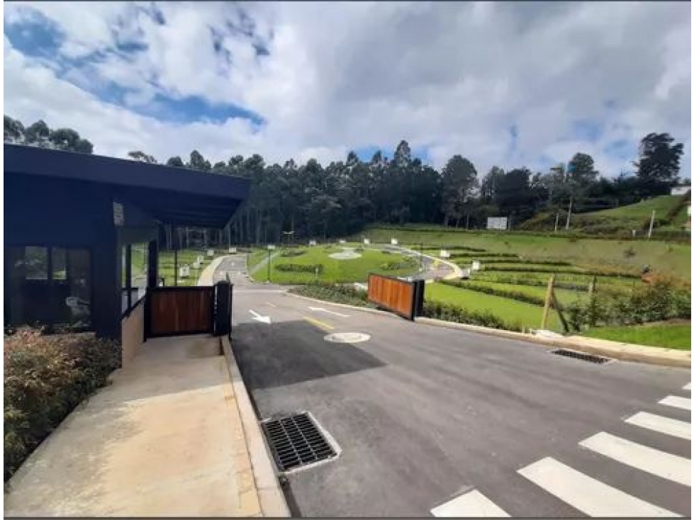 SE VENDE LOTE 4 EN BOSQUES DE GALICIA