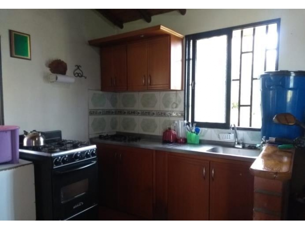SE VENDE FINCA EN ALTO DEL MERCADO,MARINILLA