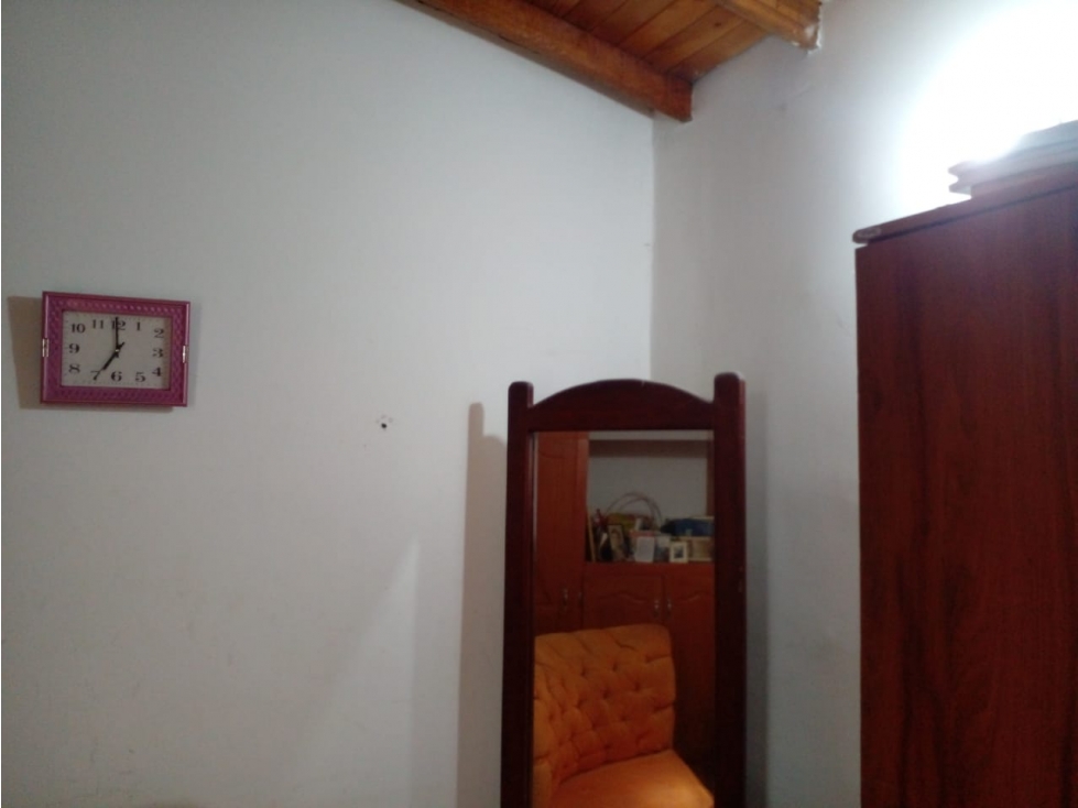 SE VENDE APARTAMENTO EN EL SANTUARIO