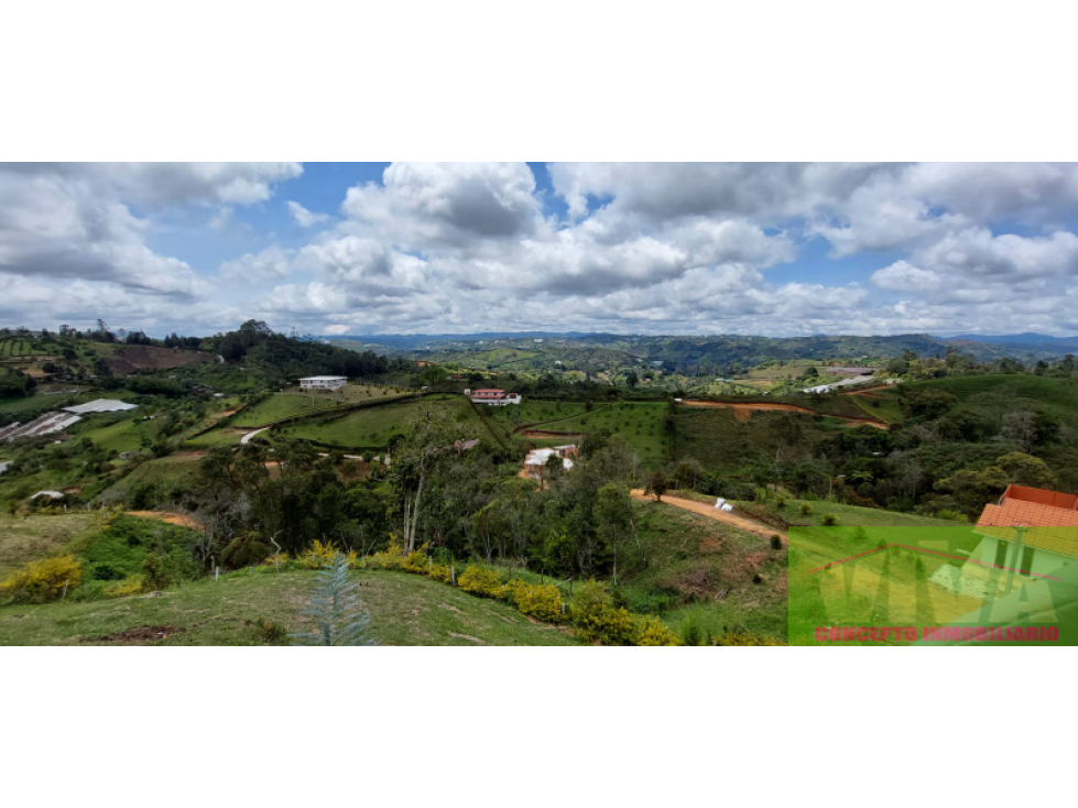 SE VENDE EN VEREDA LA MILAGROSA,MARINILLA