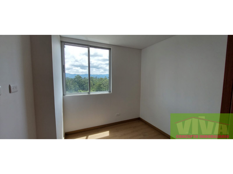 SE VENDE APARTAMENTO EN MIRASOL, SAN ANTONIO