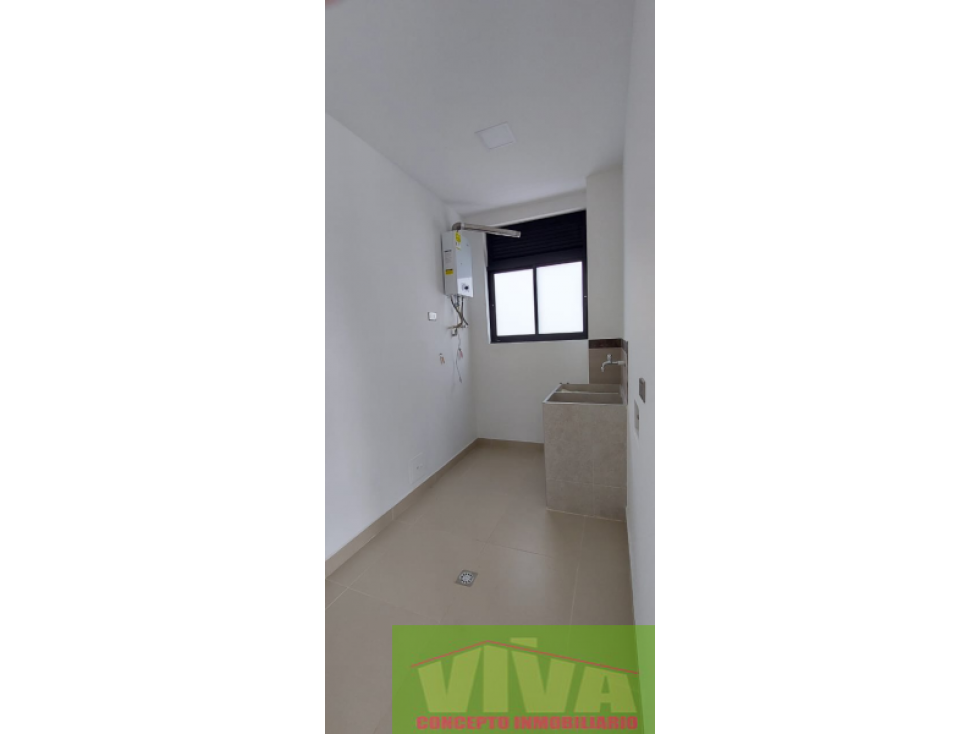 SE VENDE CASA EN SECTOR COMFAMA,RIONEGRO