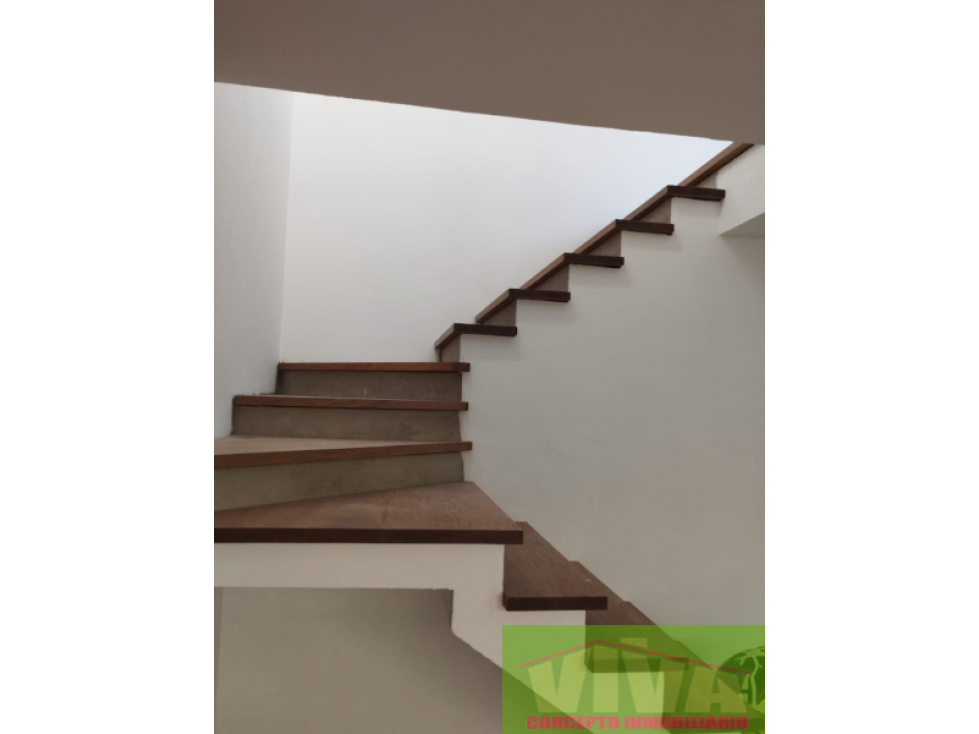 SE VENDE CASA EN LLANOGRANDE,RIONEGRO