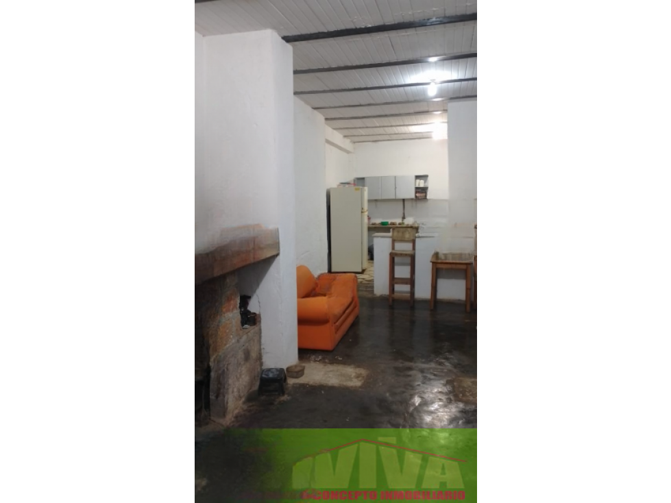 SE VENDE FINCA EN PIEDRAGORDA, SANTA ELENA