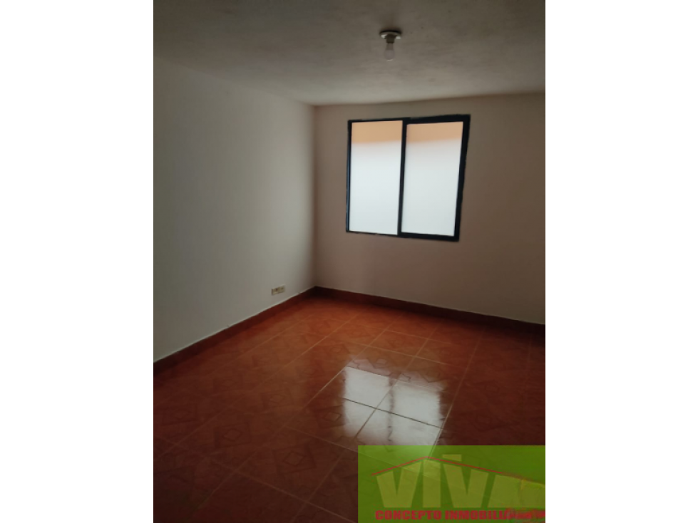 SE VENDE CASA CERCA AL COMANDO DEL PORVENIR,RIONEGRO
